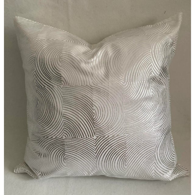 Contemporary Hollywood Regency Metallic Silver Moire Print Pillow Cover For Sale In New York - Image 6 of 6