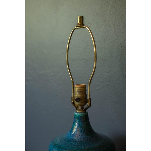 Blue Vintage Pair of Stoneware Blue Studio Ceramic Table Lamps by Sy Allan Designs For Sale - Image 8 of 14