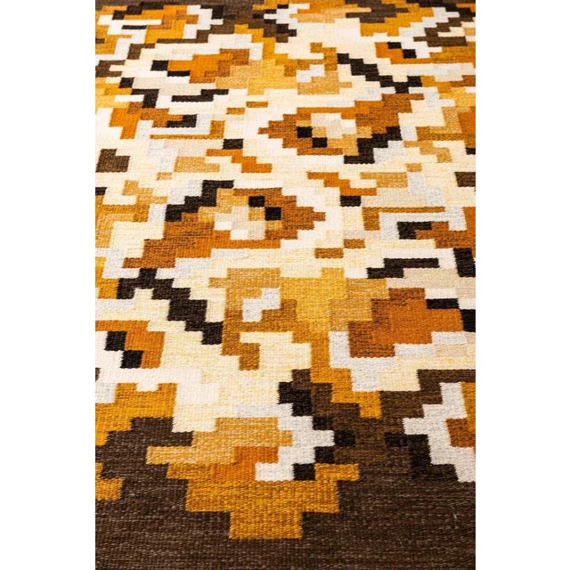 Korall Brun Rug by Erik Lundberg for Vävaregården, Sweden For Sale - Image 4 of 8