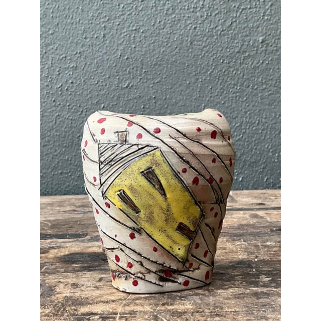 Cream Vintage Original Studio Pottery Lightning Bolt Vase For Sale - Image 8 of 12
