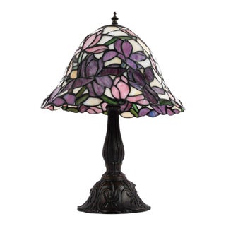 Tiffany‑Style Painted Bronze Lily Pad Lamp – Art Nouveau Inspired Base With Harp & Finial For Sale