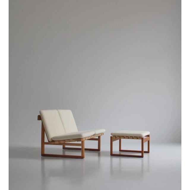 Børge Mogensen Model 211 2-Seater Sofa in Oak and Ottoman by Børge Mogensen for for Fredericia, 1956, Set of 2 For Sale - Image 4 of 18