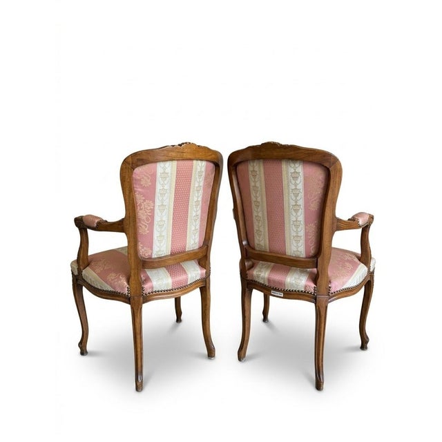 Vintage Italian Louis XV Style Carved Walnut Fauteuil Armchairs in Dusty Rose Brocade - Pair For Sale - Image 10 of 12