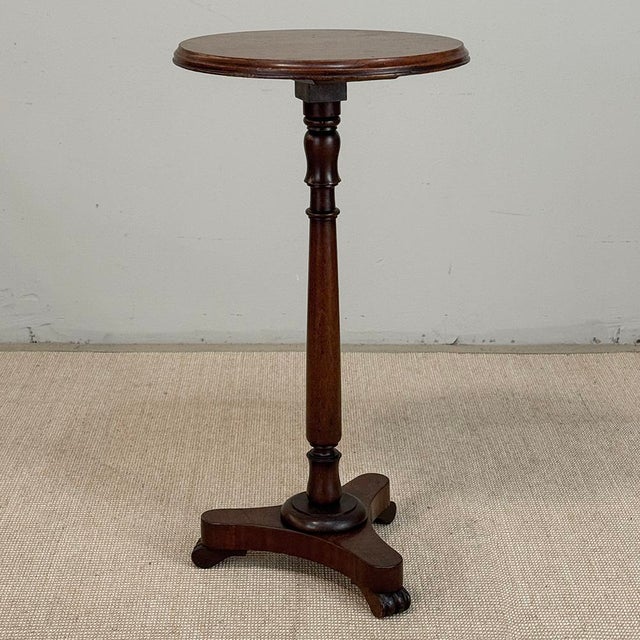 Vintage English Mahogany Lamp Table ~ End Table For Sale - Image 9 of 16
