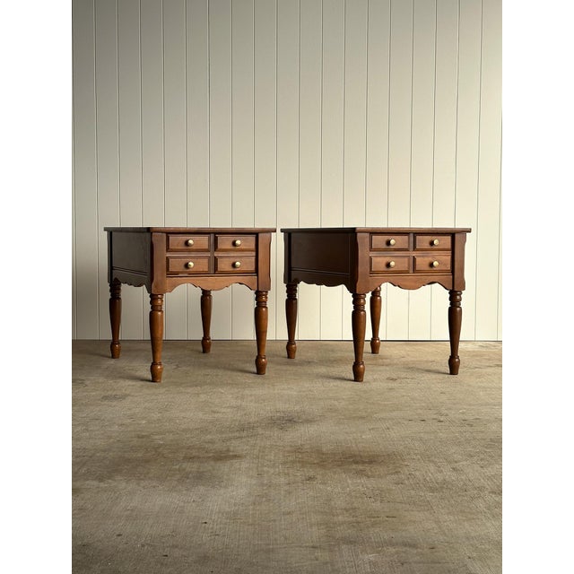 Mid-Century Modern Vintage Mersman Scalloped Maple End Tables, Pair For Sale - Image 3 of 17