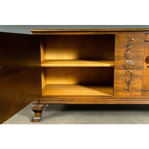 Art Deco Sideboard in Oak For Sale - Image 14 of 18