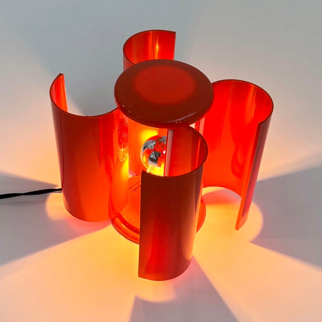 Coral Flower Table Lamp by Studio D.A. for Lamperti, 1970s For Sale - Image 13 of 13
