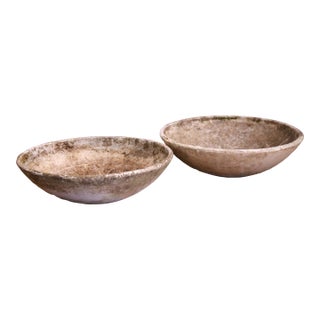 Pair of Mid-Century Swiss Willy Guhl Eternit Concrete Saucer Planters For Sale
