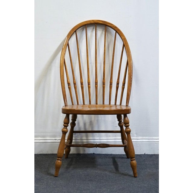 Thomasville Thomasville Furniture Homecoming Collection Solid Oak Rustic Country Style Bowback Windsor Dining Side Chair 43821-845 For Sale - Image 4 of 10