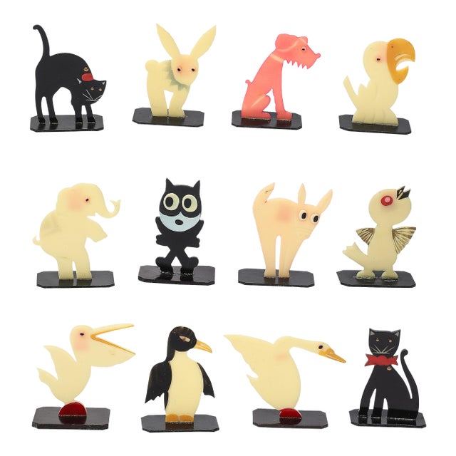 Set of Twelve Art Deco Graphic Animal Cutout Bakelite Place Card Holders For Sale