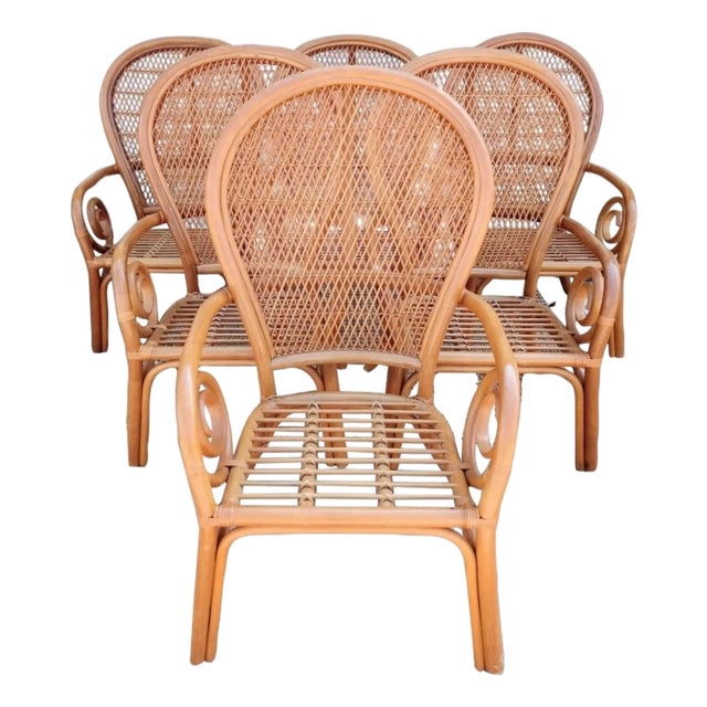 Vintage Large Rattan Honey Tone Coastal Regency Curled Arm Fan Back Dining Chairs- Set of 6 For Sale