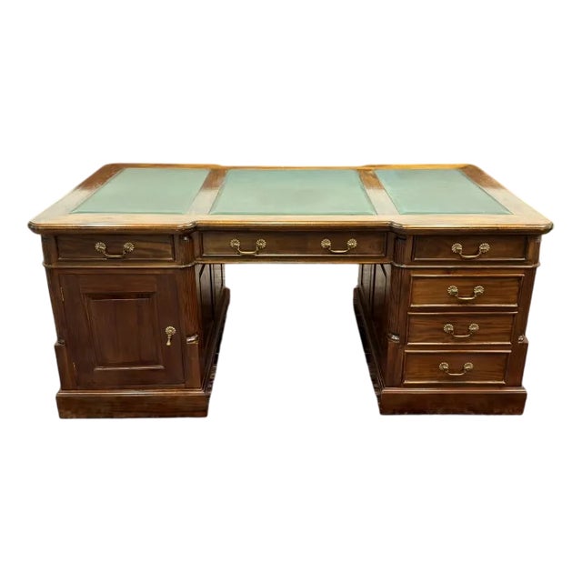 English Chesterfield Desk in Teak For Sale