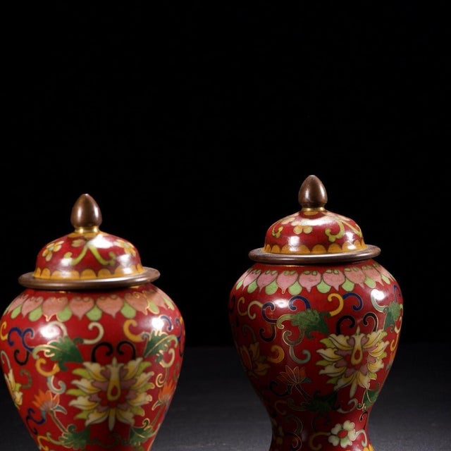 Red Pair of Vintage Chinese Red Cloisonné Lotus Scroll Ginger Jars For Sale - Image 8 of 9