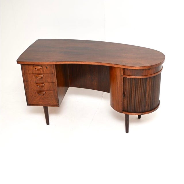 Mid-Century Modern Vintage Danish Carved Boomerang Desk from Feldballes Møbelfabrik, 1950 For Sale - Image 3 of 11