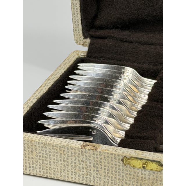 Art Deco Silver-Plated América Cake Forks from Christofle, 1940s, Set of 12 For Sale - Image 7 of 13