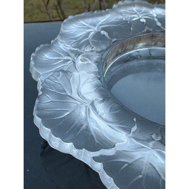 1960s 1960s Lalique Honfleur Geranium Dish 5-3/4" | Frosted Glass Rim | Signed Lalique France For Sale - Image 5 of 9