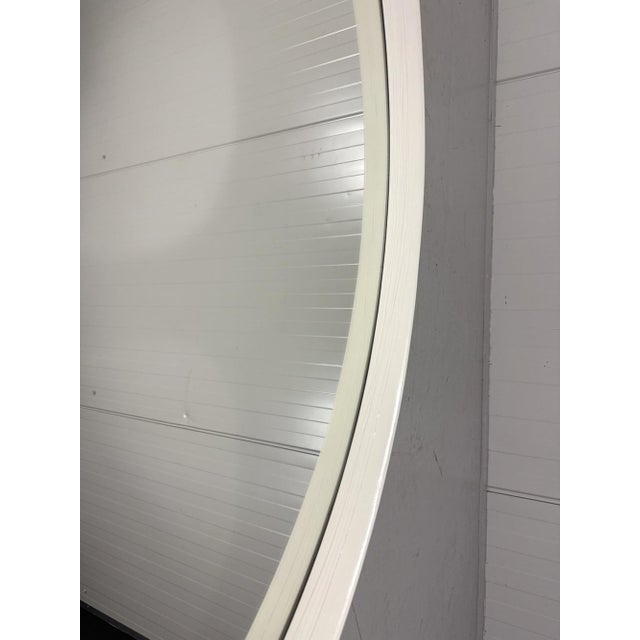 White Round Wooden Wall Mirror, 1970s For Sale - Image 15 of 18
