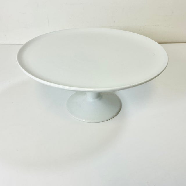 Contemporary Minimalist Americana French Style Pottery Barn Le Blanc Porcelain Cake Stand. For Sale - Image 3 of 8