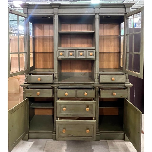 Broyhill Yorkshire Market Farmhouse Hutch For Sale In New York - Image 6 of 12