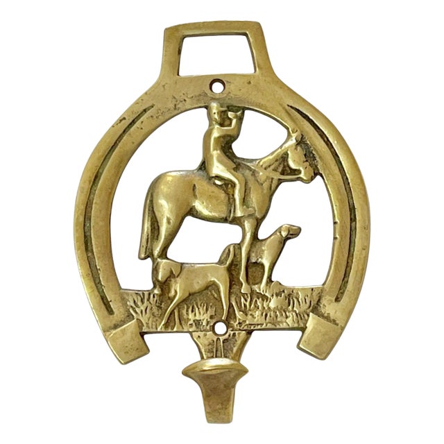 Mid 20th Century Vintage English Equestrian Horse and Hound Wall Hat Hook in Horseshoe Form For Sale