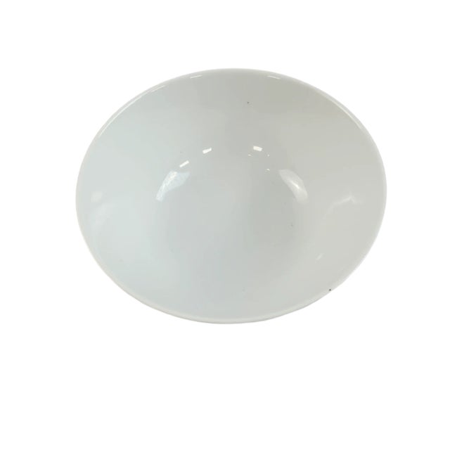 This is a 1980's Gump's of San Francisco porcelain Chinoiserie Tobacco Leaf pattern 8" diameter bowl Made in Japan....