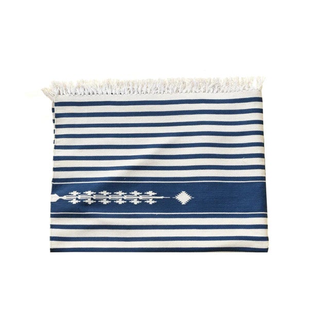 Howrah Rug, 9X12 For Sale - Image 4 of 5