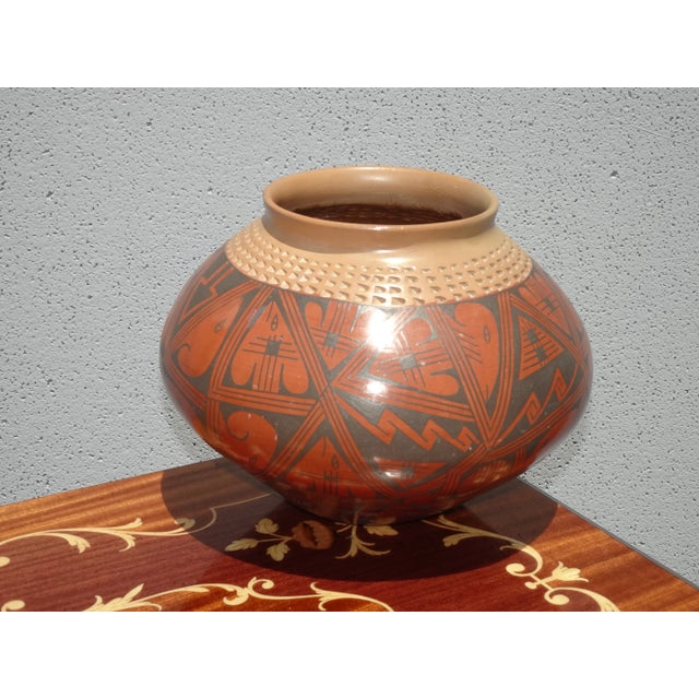 1970s Vintage Southwestern Burnt Orange Pottery Vase Signed Tony Siqueira For Sale - Image 5 of 12