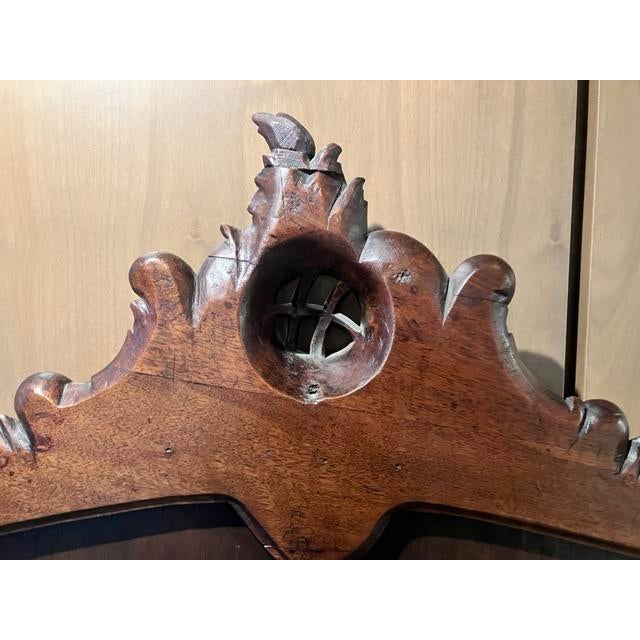 19th C. Rococo Revival French Walnut Queen Bed – Bookmatched Veneer For Sale In Portland, OR - Image 6 of 14