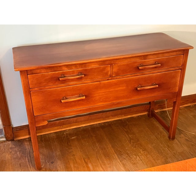 Mid 20th Century Cushman Colonial Creations Solid Maple Marlboro Buffet Server Cabinet #5-175 Mid-Century For Sale - Image 5 of 9