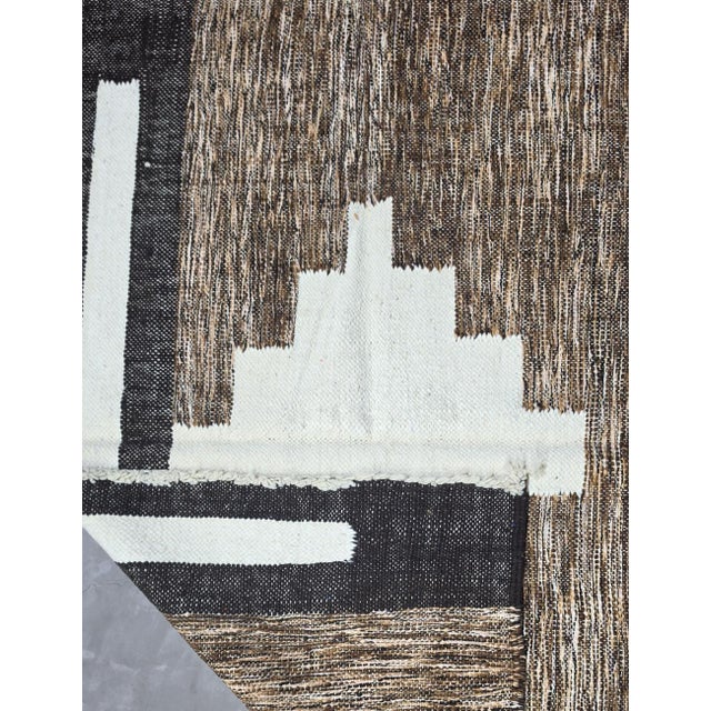 Moroccan Flatwoven Berber Rug - 9.1 X 6.7 Ft For Sale In Cleveland - Image 6 of 6