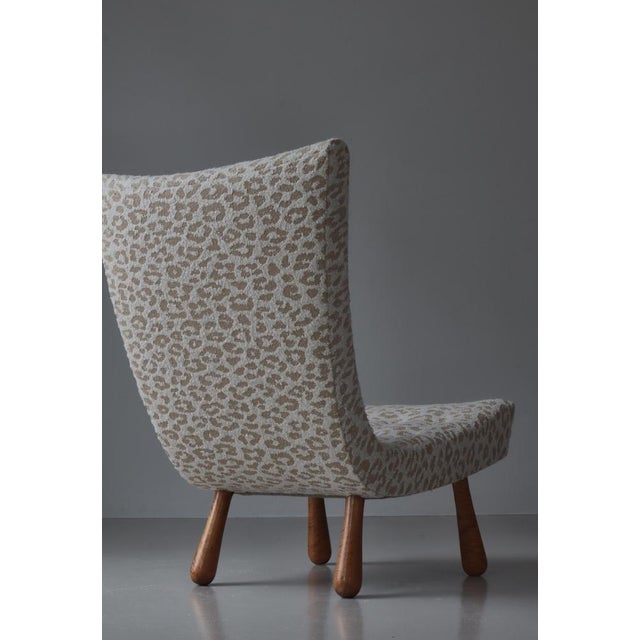Modern Swedish Lounge Chair with Clubbed Legs in Birchwood & Tablu Textile, 1940s For Sale - Image 11 of 18