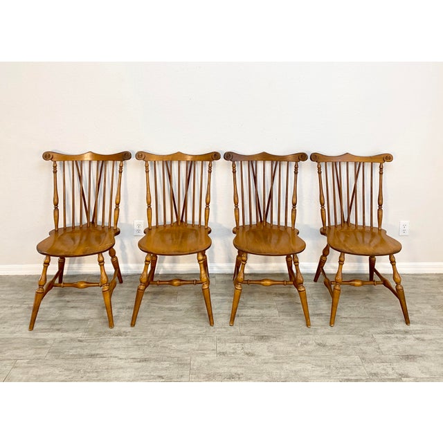 Antique Stuart Temple Carleton Collection Windsor FanBack Dining