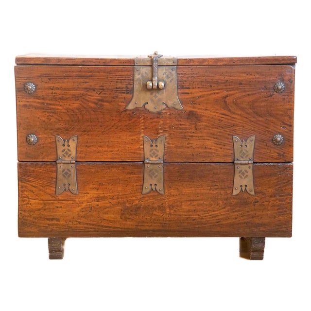 Antique Elm Korean Bandaji Chest For Sale