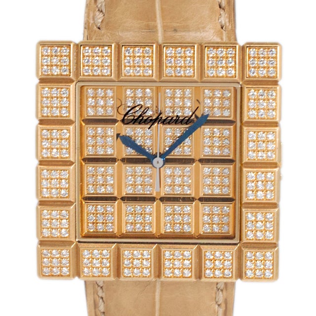 Brand: Chopard Metal Type: 18K Yellow Gold Gender: Ladies Diameter: 32.00 mm Weight: 81.73 grams One ladies 18K yellow...