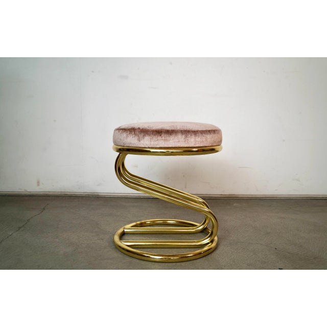 Art Deco 1980’s Art Deco Hollywood Regency Brass & Velvet Vanity Stool For Sale - Image 3 of 12