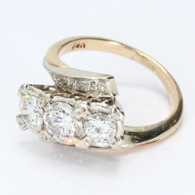 14k Gold Cocktail Ring With 0.6ct Diamond and White Gold Accents, Size 5.25 For Sale - Image 4 of 5