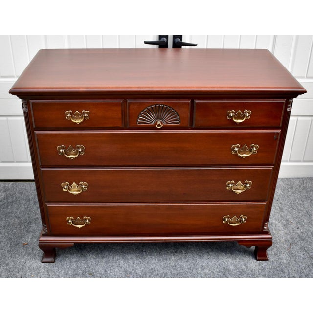 Vintage Chippendale Mahogany Chest of Drawers Carved Shell Dresser For Sale - Image 4 of 16