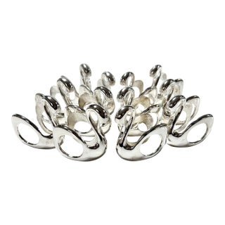 Vintage Swan Napkin Rings – Silverplate Sculptural Table Decor, Hollywood Regency Entertaining – Set of 12 For Sale