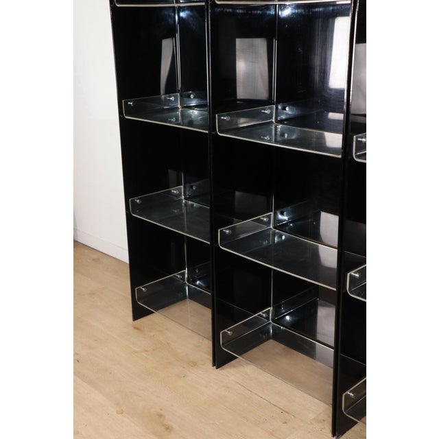 Vintage Space Age Bookcase in Black and Clear Acrylic Glass, 1970s For Sale - Image 11 of 18