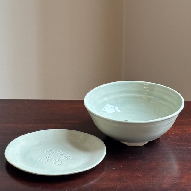 Late 20th Century Handcrafted Studio Pottery Berry Colander For Sale - Image 5 of 18