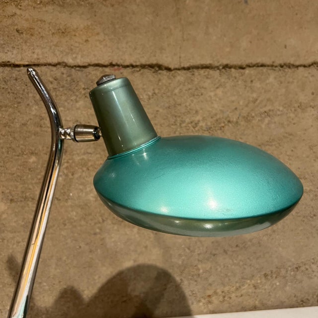 1960s Green Desk Lamp Space Age Boomerang After Luis Pérez De La Oliva Fase For Sale In San Diego - Image 6 of 13