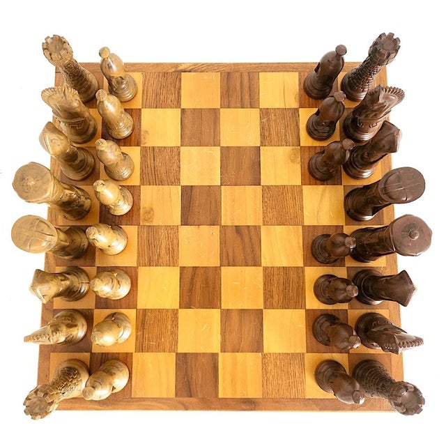 1960s Wood Chess Board and Duncan Ceramic Bisque Chess Pieces, 32 Piece Set For Sale - Image 9 of 11