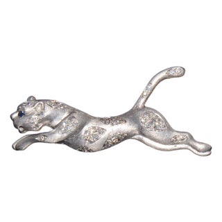 Certified Natural 0.66cts vs G Diamond Sapphire 14k Solid Gold Panther Brooch Pin For Sale