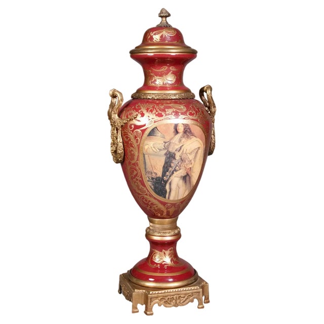 20th Century Louis XIV Sèvre Pump Lidded Vase For Sale