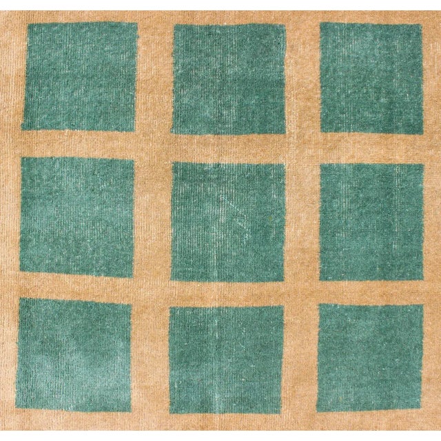 Green Mid 20th Century Green and Yellow Minimalist Mid-Century Modern Design Turkish Rug For Sale - Image 8 of 12