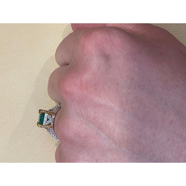 2.93 Carat Emerald Cut Colombian Emerald & 0.52Ct Diamond Ring 18K White/Y Gold For Sale - Image 12 of 18