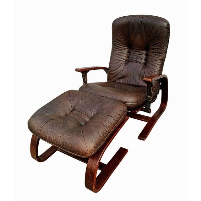 MCM Westnofa Scandinavian "The Panter" Lounge Chair & Ottoman Made in Norway & Designed by the Legendary Arnt Lande. For Sale In Raleigh - Image 6 of 12