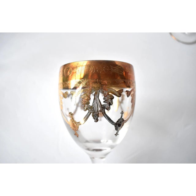 Mid 20th Century Set of 6 Murano Italian 24k Gold Overlay Wine Glasses For Sale - Image 5 of 6