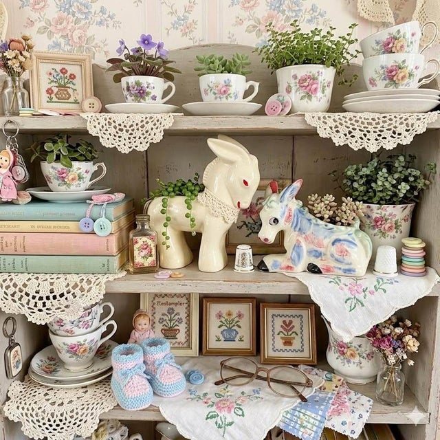 An exceptional, collector-grade example of 1940s/50s American Art Pottery. This McCoy "Sleepy Donkey" planter is a...