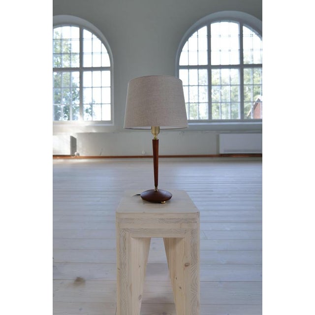 Mid-Century Teak and Brass Table Lamp attributed to Göteborgs Armaturhantverk, Sweden, 1950s For Sale - Image 4 of 9
